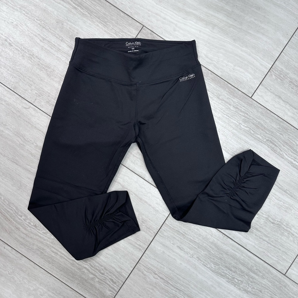 Calvin Klein capri leggings